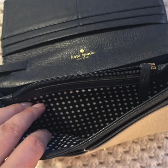 Kate Spade Cream and Blue Wallet/Wristlet - Picture 7 of 8